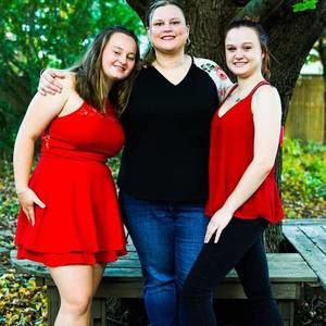 Meet your Posher, Jenn